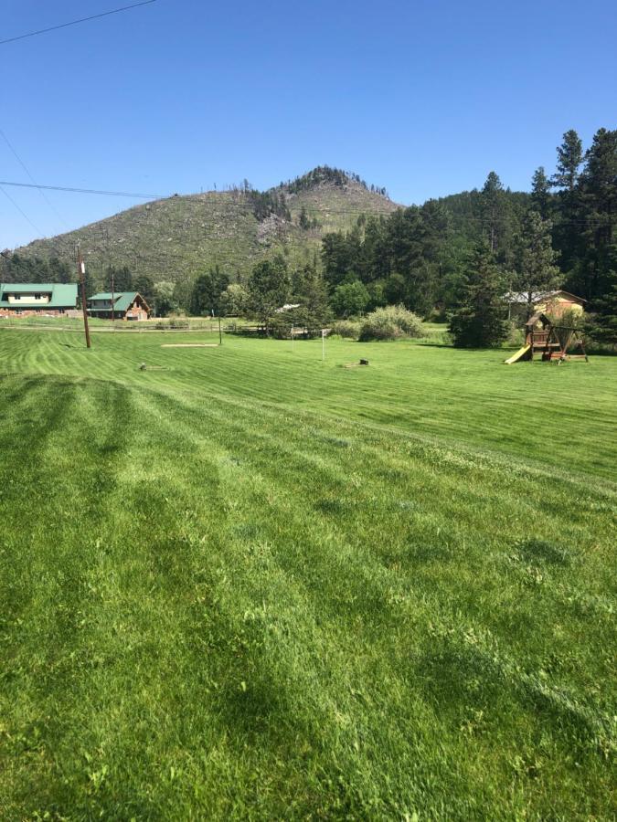 Spring Creek Inn Hill City Buitenkant foto