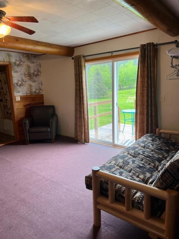 Spring Creek Inn Hill City Buitenkant foto