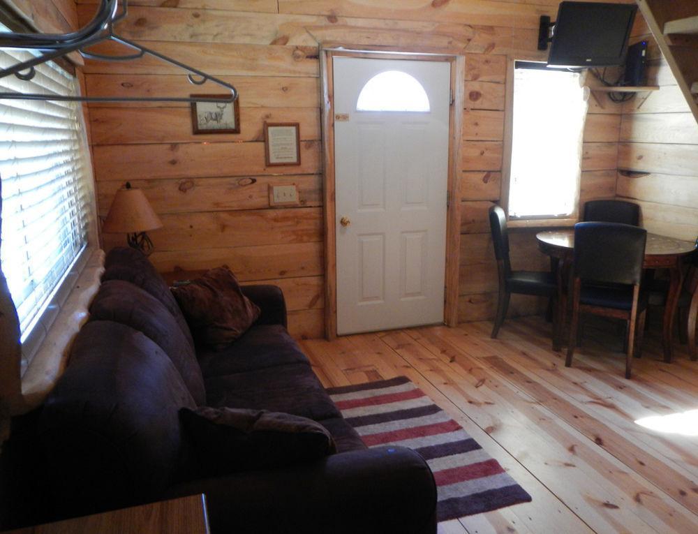 Spring Creek Inn Hill City Buitenkant foto